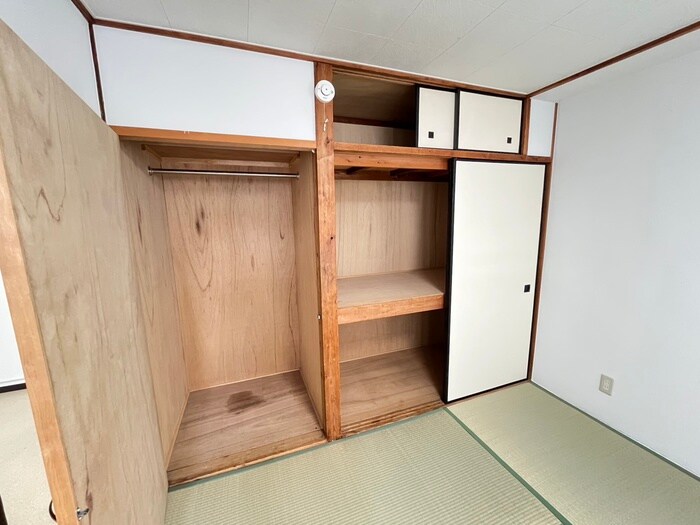 物件内観写真16　(収納)