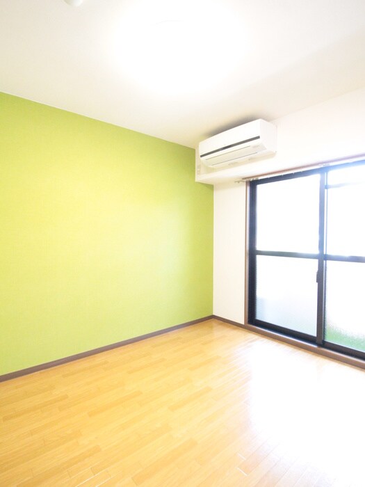 物件内観写真7　(居室)