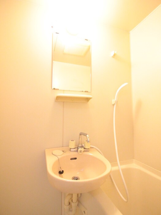 物件内観写真8　(洗面)