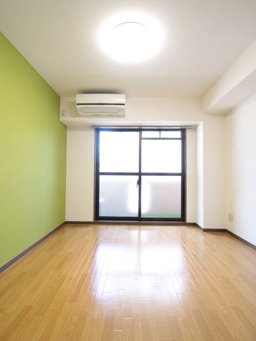 物件内観写真13　(居室)