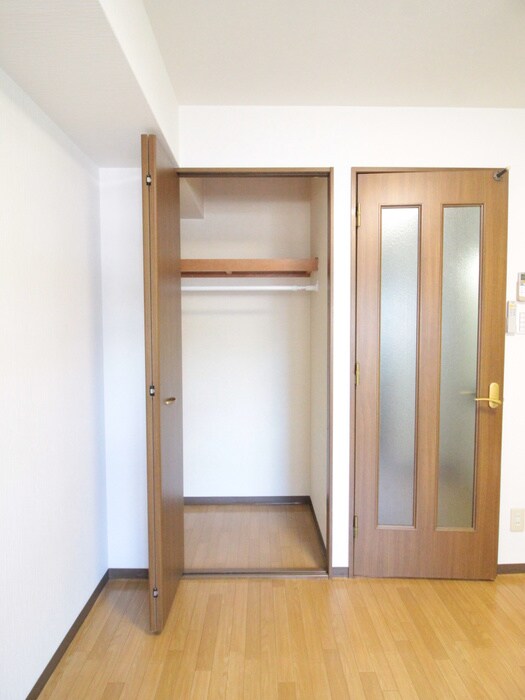 物件内観写真17　(収納)