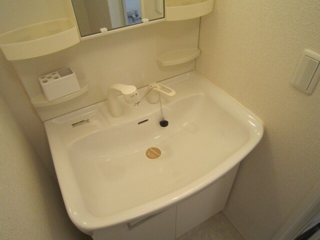 物件内観写真11　(洗面)