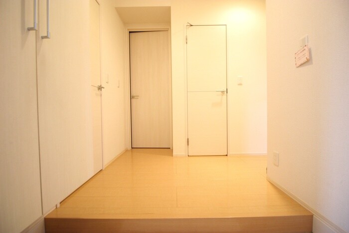物件内観写真17　(廊下)