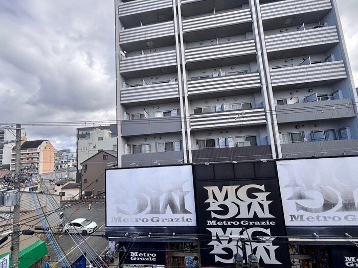 物件内観写真13　(室内からの展望)