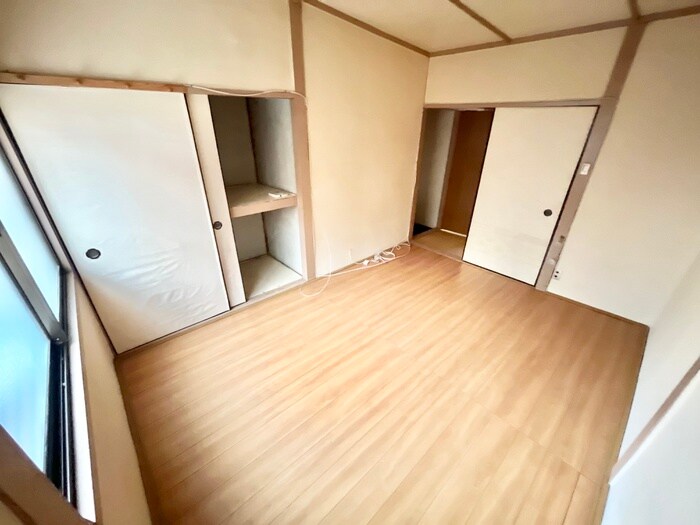 物件内観写真12　(居室)