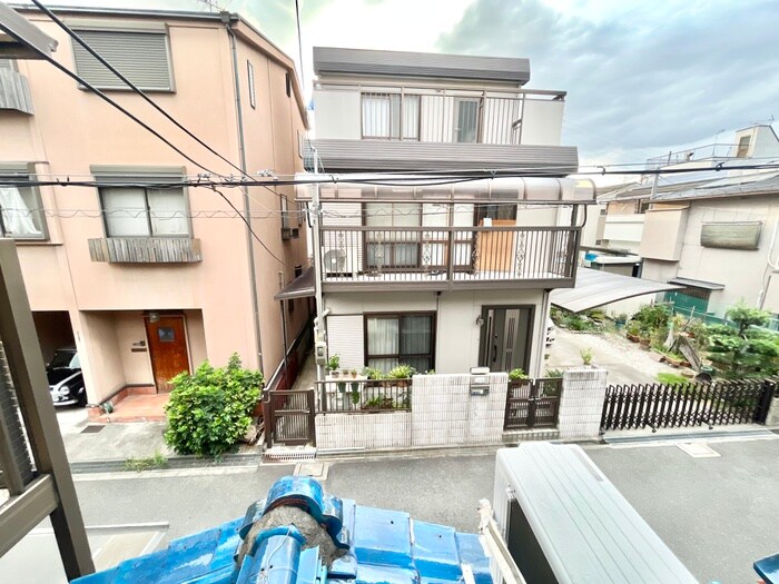 物件内観写真22　(室内からの展望)