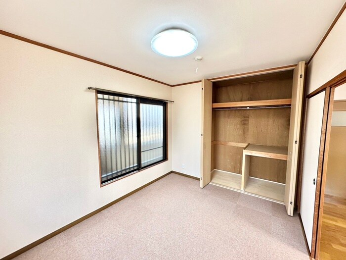 物件内観写真16　(居室)