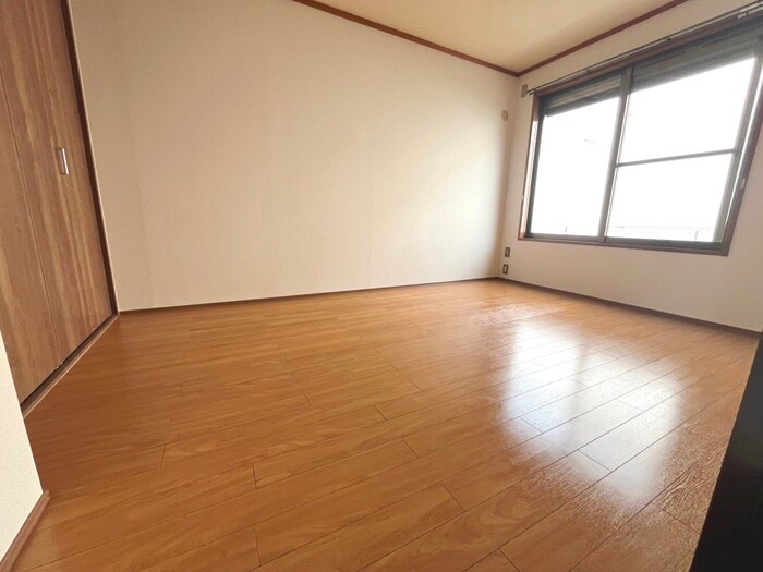 物件内観写真9　(居室)