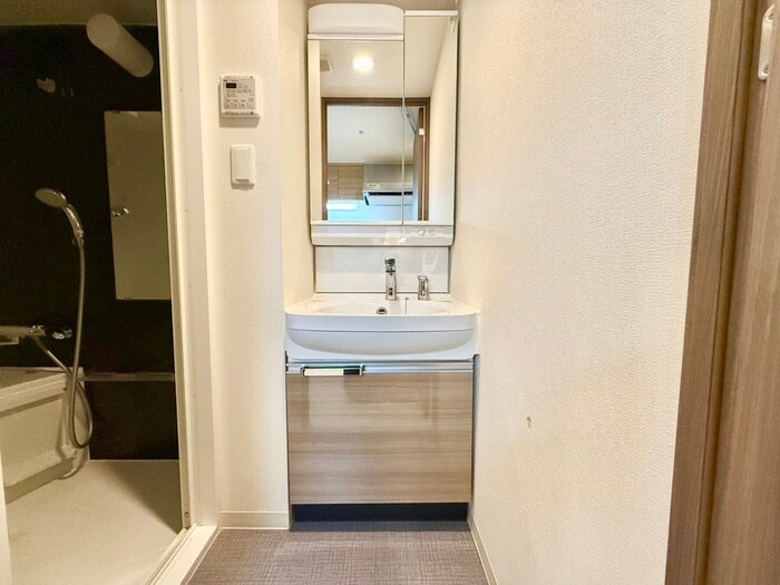 物件内観写真17　(洗面)