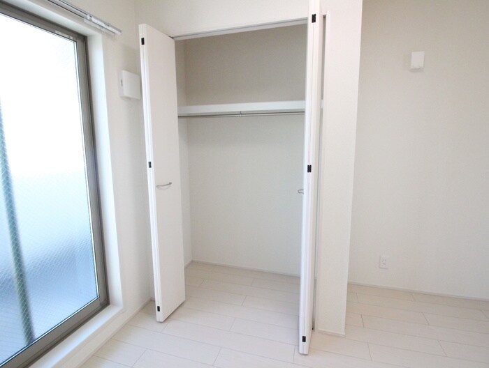 物件内観写真11　(収納)