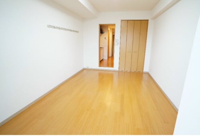 物件内観写真11　(居室)