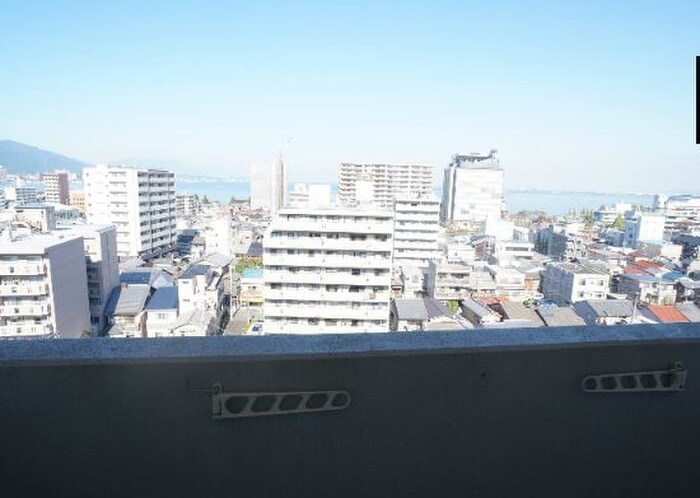 物件内観写真16　(室内からの展望)