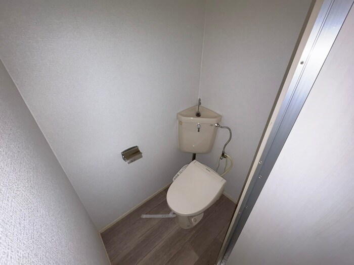 物件内観写真12　(トイレ)
