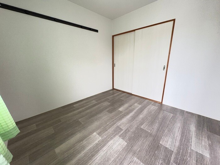 物件内観写真13　(居室)