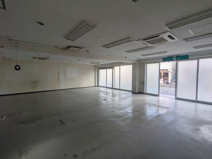 物件内観写真10　(居室)