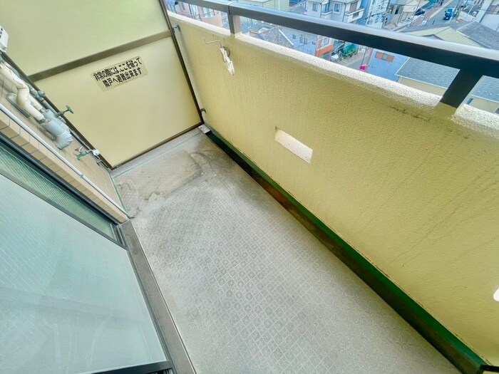 物件内観写真12　(洗濯機置場)