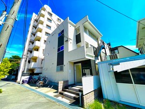 Grandi Court 御影塚町外観写真