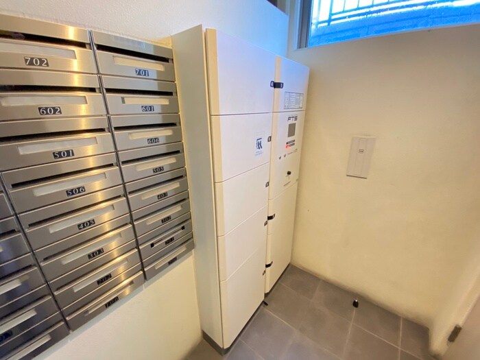 物件外観写真4　(建物設備)