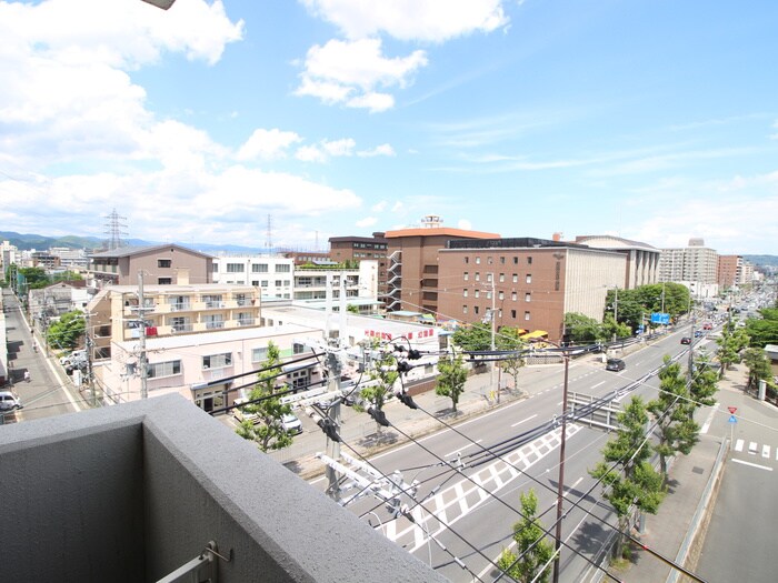 物件内観写真22　(室内からの展望)