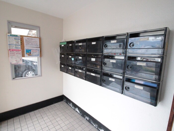 物件外観写真4　(建物設備)