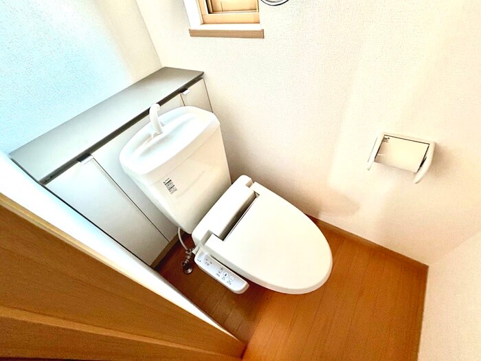 物件内観写真14　(トイレ)