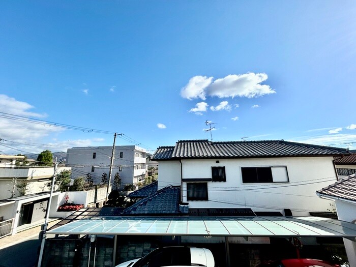 物件内観写真16　(室内からの展望)