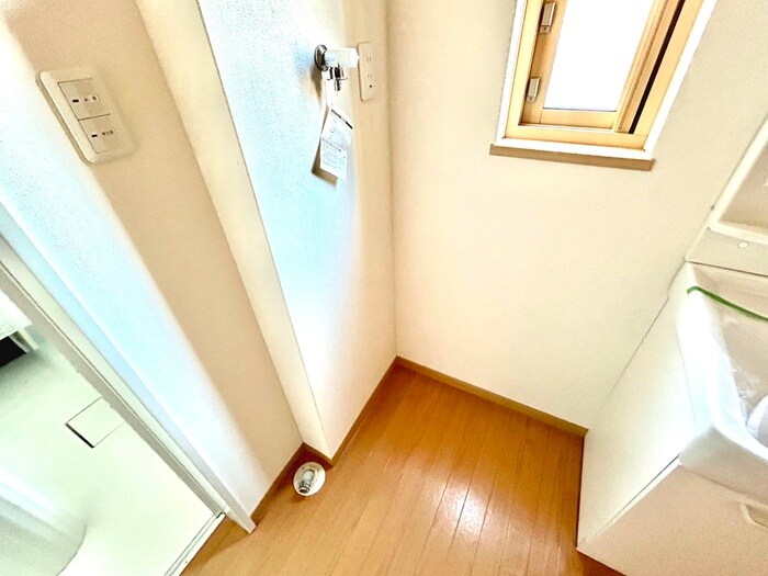 物件内観写真20　(洗濯機置場)