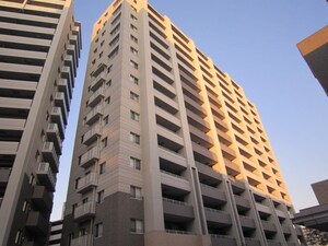 ｸﾞﾗﾝﾌｧｰｽﾄ千里桃山台8号棟(305)外観写真