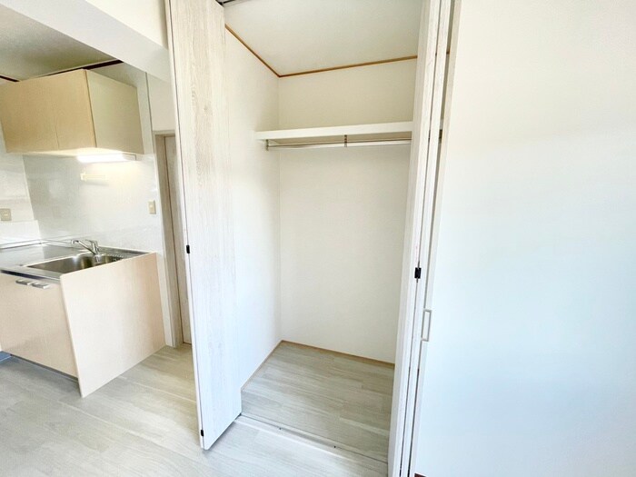 物件内観写真17　(収納)