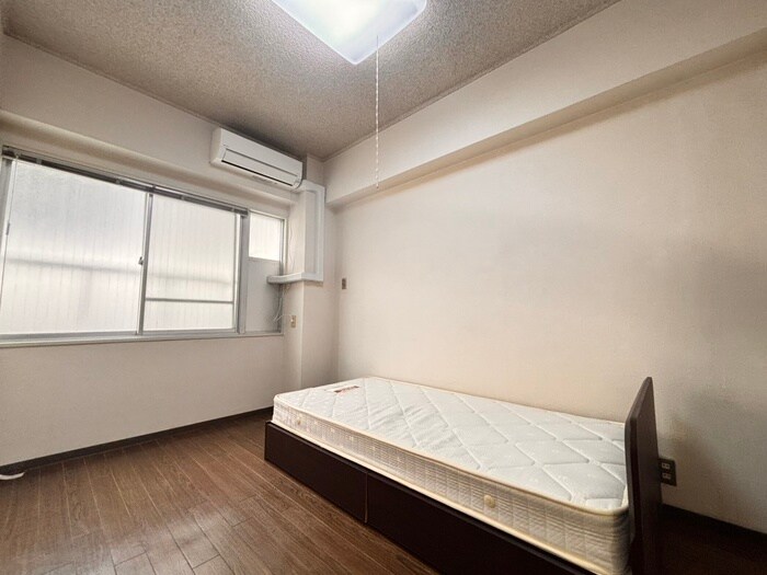 物件内観写真5　(居室)