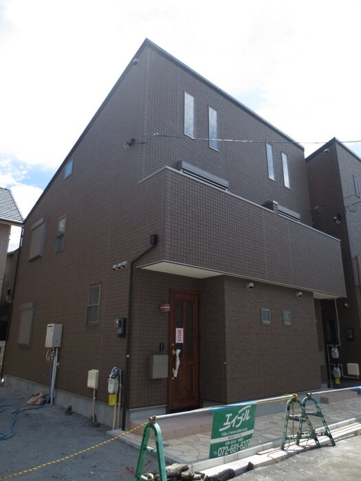 物件外観写真2　(駐輪場)