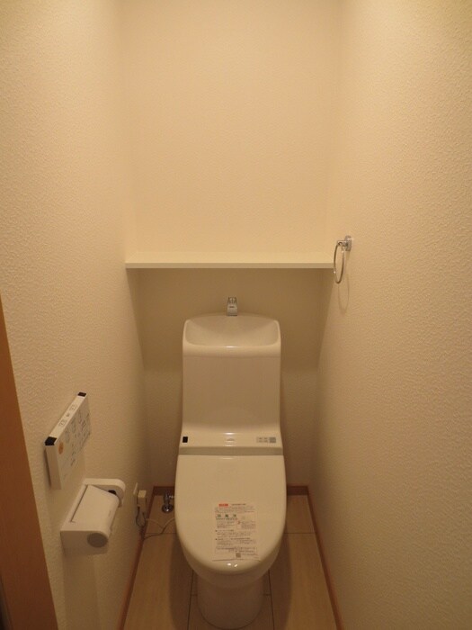 物件内観写真13　(トイレ)