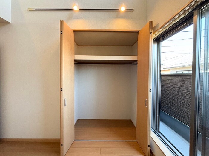 物件内観写真15　(収納)