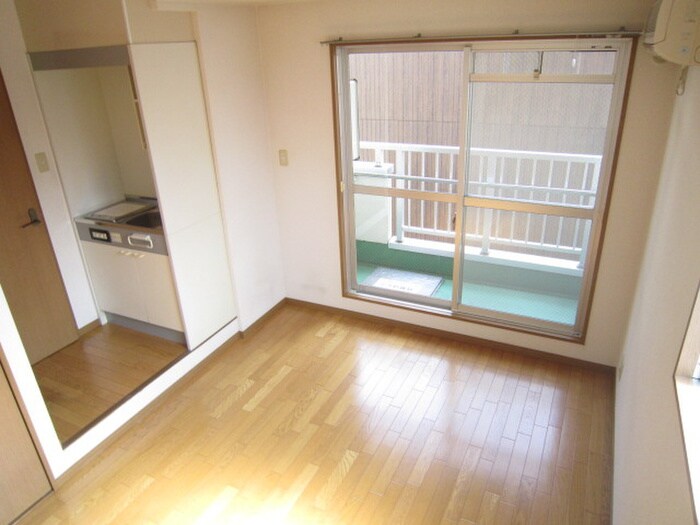 物件内観写真8　(居室)