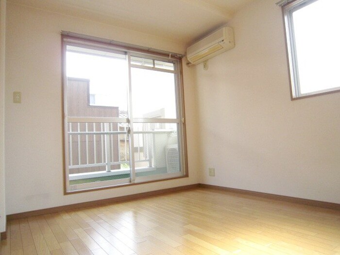 物件内観写真12　(居室)