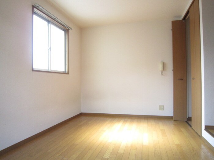 物件内観写真14　(居室)