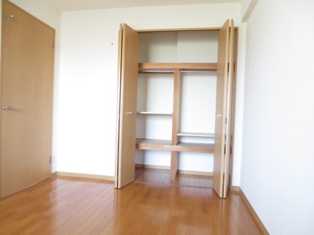 物件内観写真12　(居室)