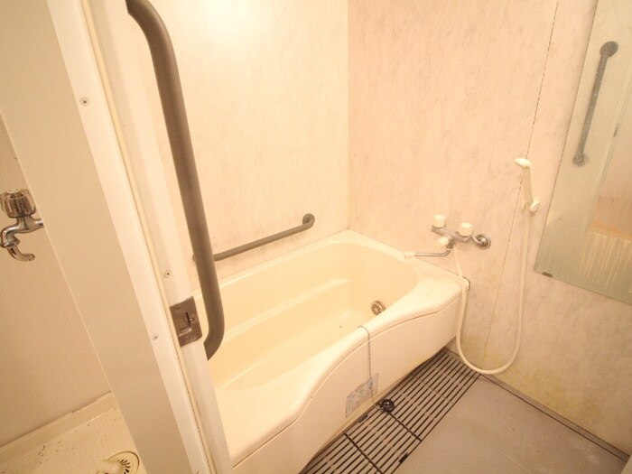 物件内観写真12　(バス／シャワールーム等)