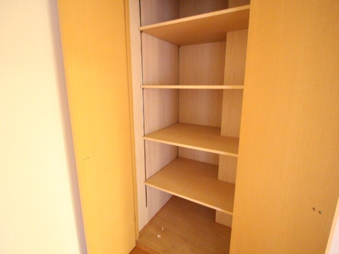 物件内観写真19　(収納)