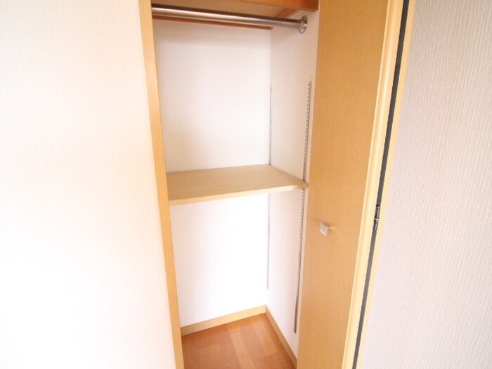 物件内観写真21　(収納)