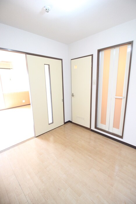 物件内観写真14　(居室)