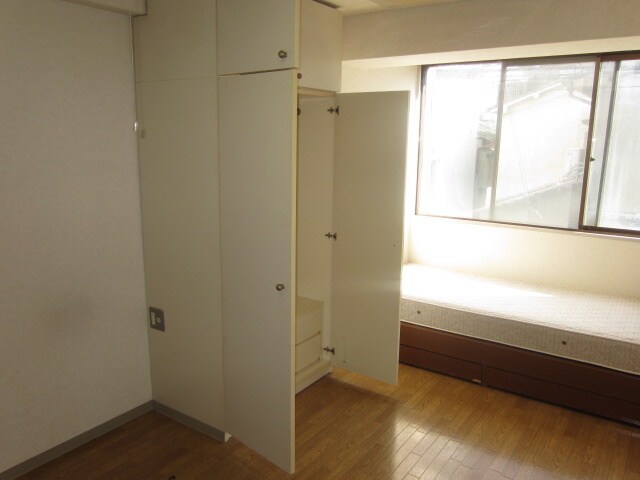 物件内観写真10　(収納)