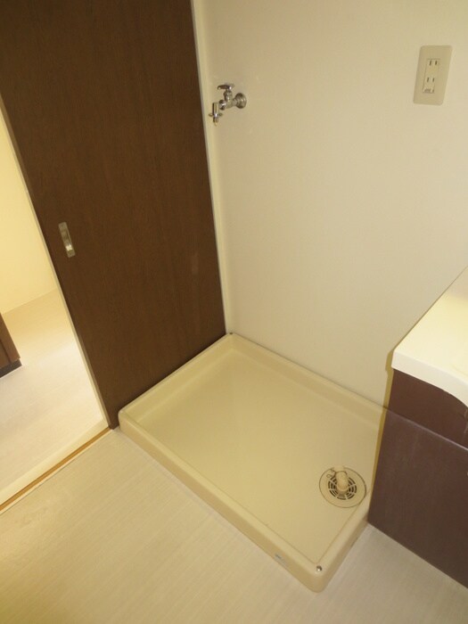 物件内観写真19　(洗濯機置場)