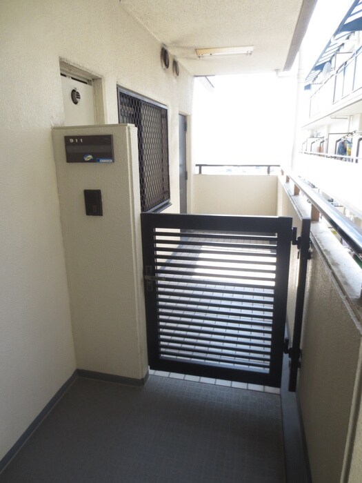 物件内観写真22　(玄関)