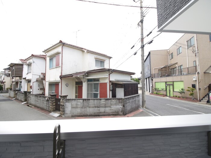 物件内観写真16　(室内からの展望)