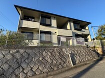 センタ－フィ－ルド宝塚の外観写真