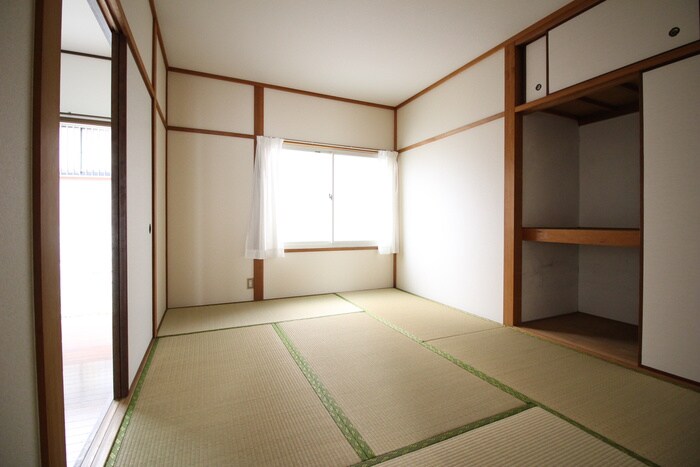 物件内観写真9　(居室)