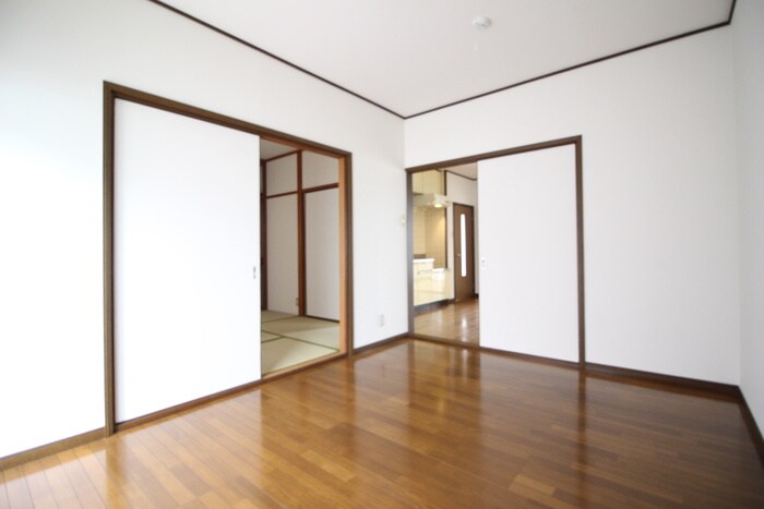 物件内観写真21　(居室)