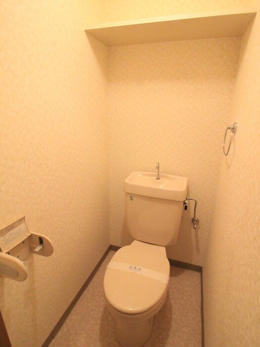 物件内観写真9　(トイレ)