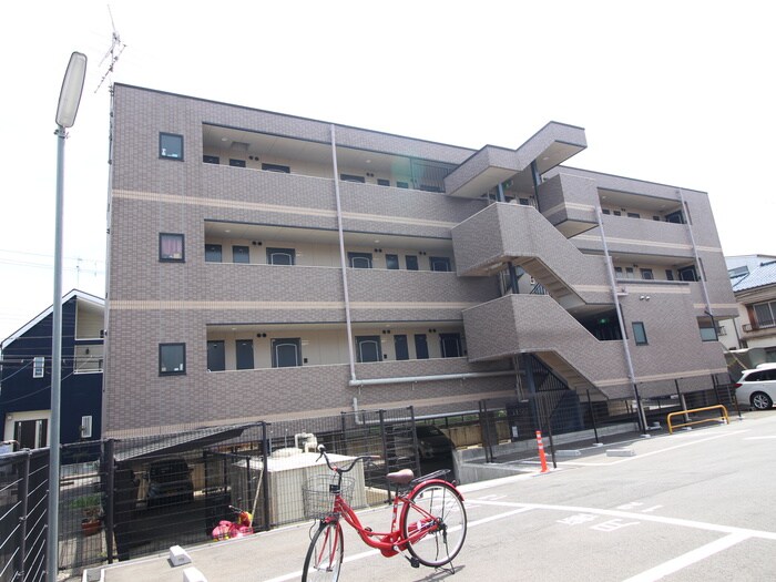 物件外観写真3　(外観写真)